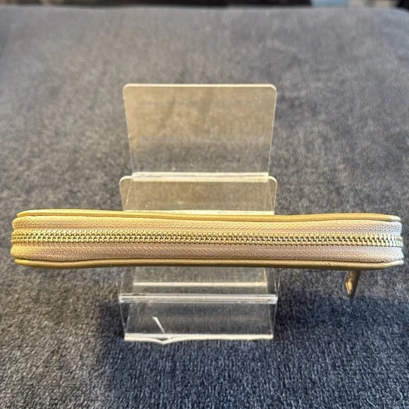 Badgley Mischka Vegan Leather Gold Studded Zippered Wallet (EUC) - Picture 7 of 17